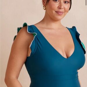 Summersalt Ruffle Backflip One Piece size 4